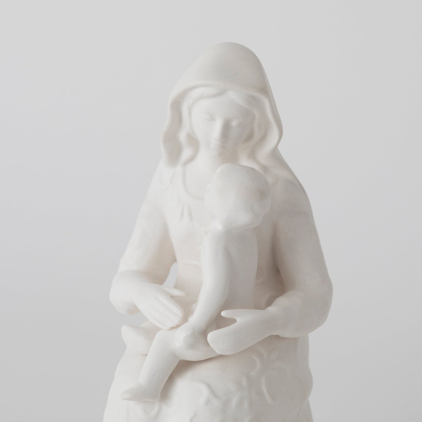 聖母子座像　高さ16cm